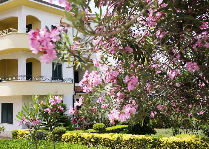 לינה וארוחת בוקר Il Cavaliere Tropea סנטה דומניקה