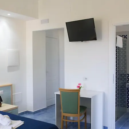 Il Cavaliere Tropea 4*